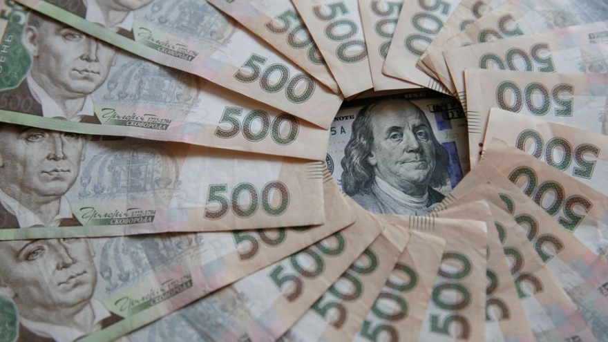 Ukraine phá giá đồng nội tệ hryvnia trong bối cảnh chiến sự với Nga